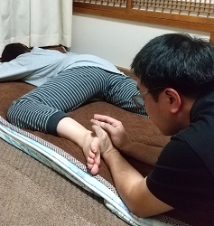 骨盤・股関節を調整する動き